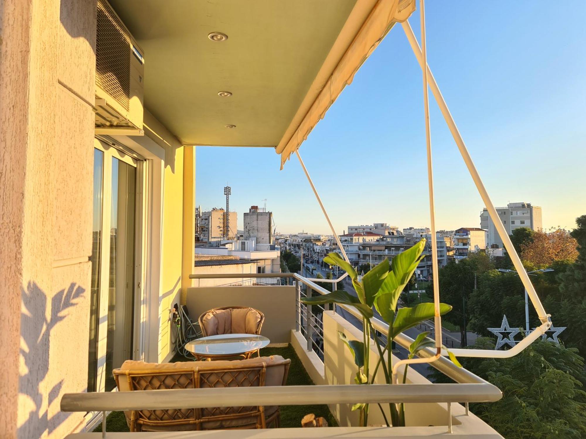 Sunny Home Private Jacuzzi Hydromassage Acropolis & Lycabettus Far View Parking 300M Metro Peristeri Атина Екстериор снимка