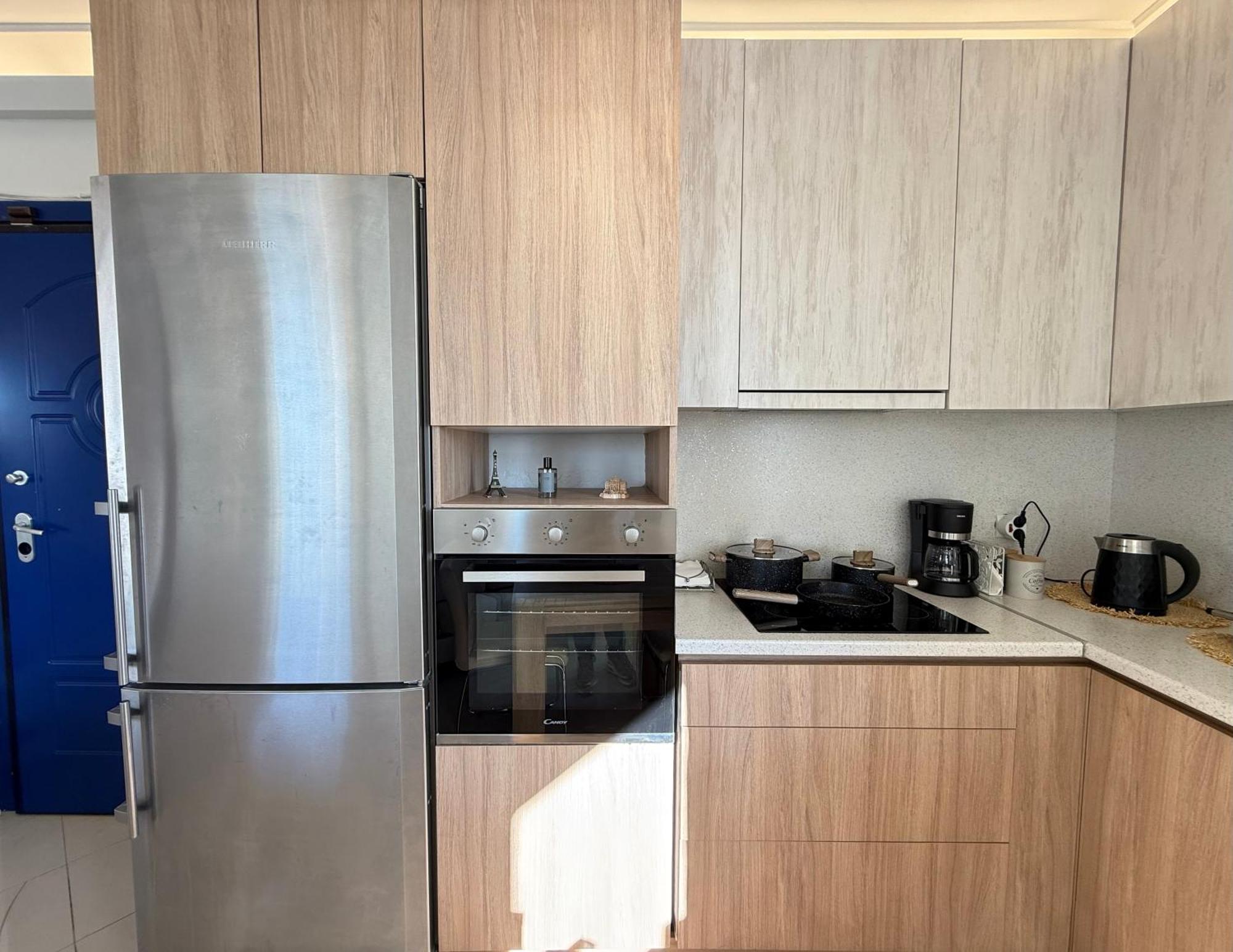 Sunny Home Private Jacuzzi Hydromassage Acropolis & Lycabettus Far View Parking 300M Metro Peristeri Атина Екстериор снимка