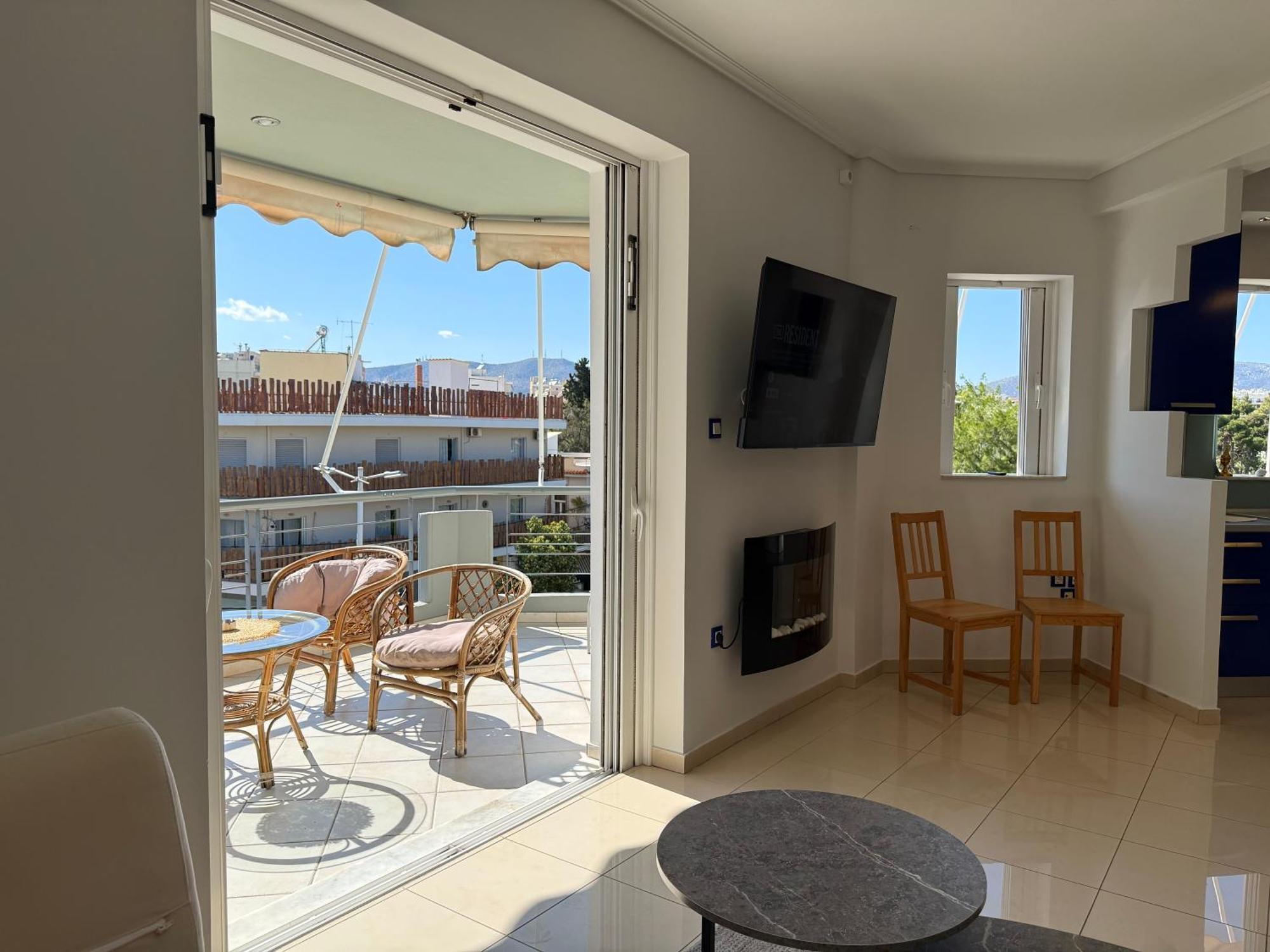 Sunny Home Private Jacuzzi Hydromassage Acropolis & Lycabettus Far View Parking 300M Metro Peristeri Атина Екстериор снимка