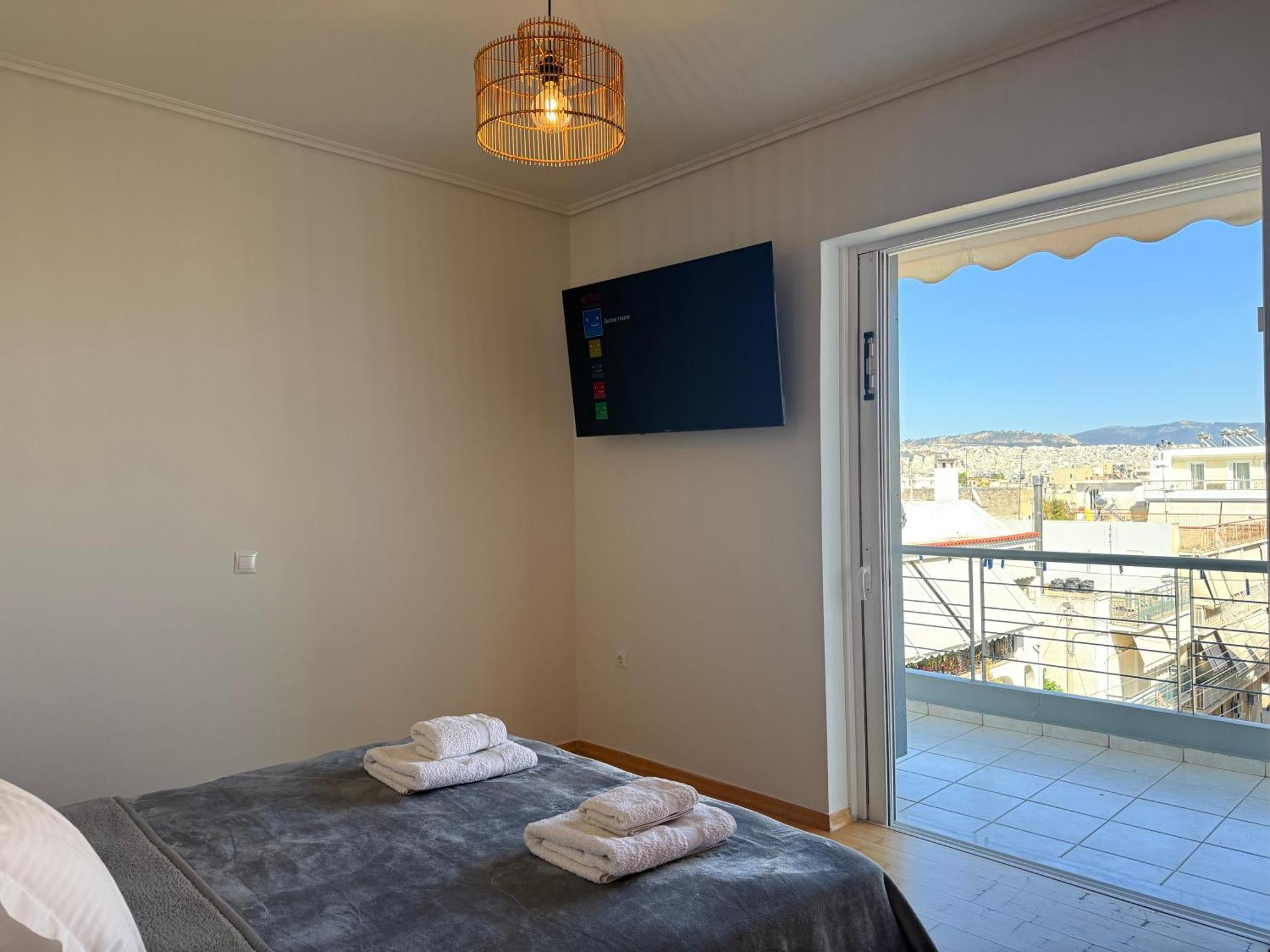 Sunny Home Private Jacuzzi Hydromassage Acropolis & Lycabettus Far View Parking 300M Metro Peristeri Атина Екстериор снимка