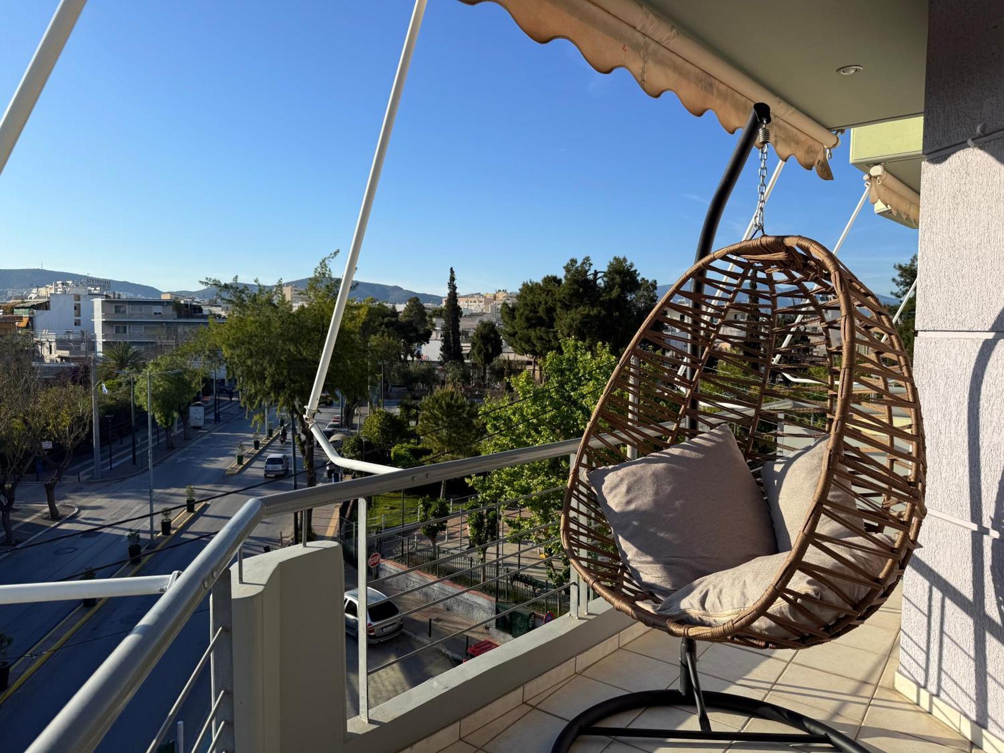 Sunny Home Private Jacuzzi Hydromassage Acropolis & Lycabettus Far View Parking 300M Metro Peristeri Атина Екстериор снимка