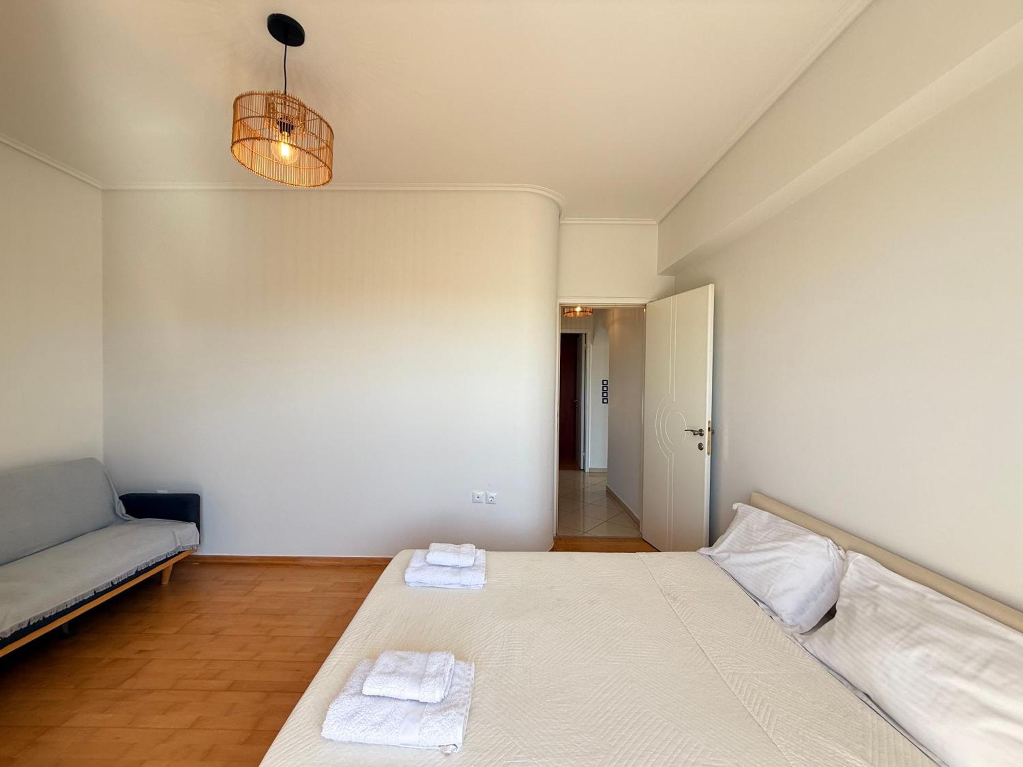 Sunny Home Private Jacuzzi Hydromassage Acropolis & Lycabettus Far View Parking 300M Metro Peristeri Атина Екстериор снимка